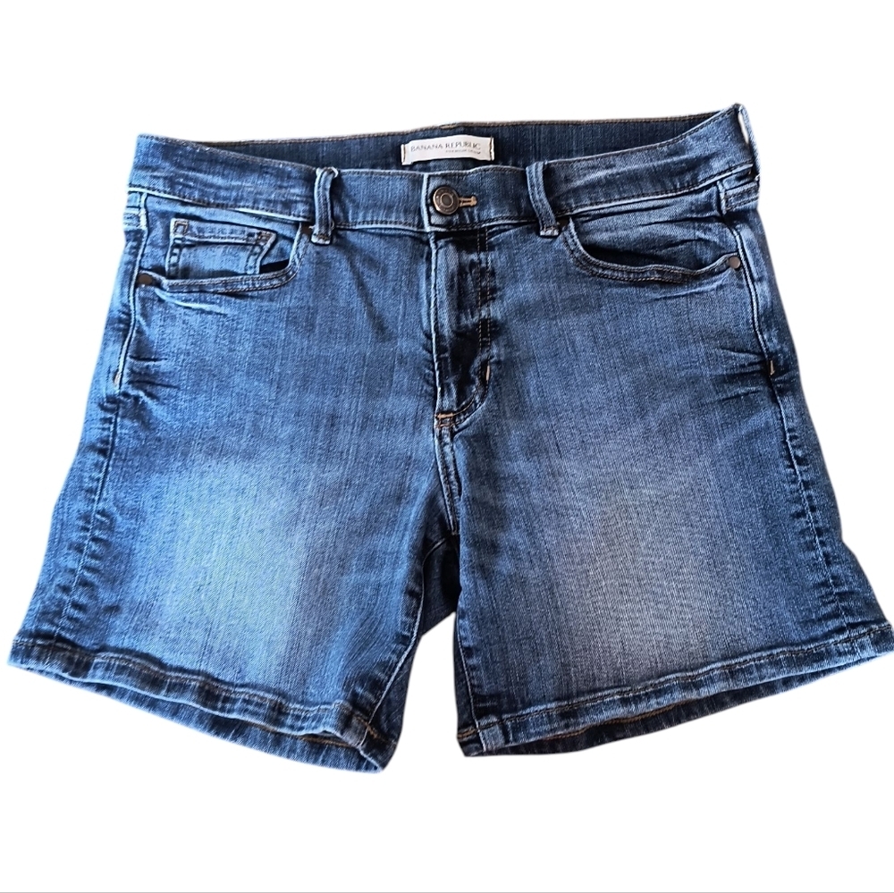 Banana Republic Roll-Up Shorts Size 27